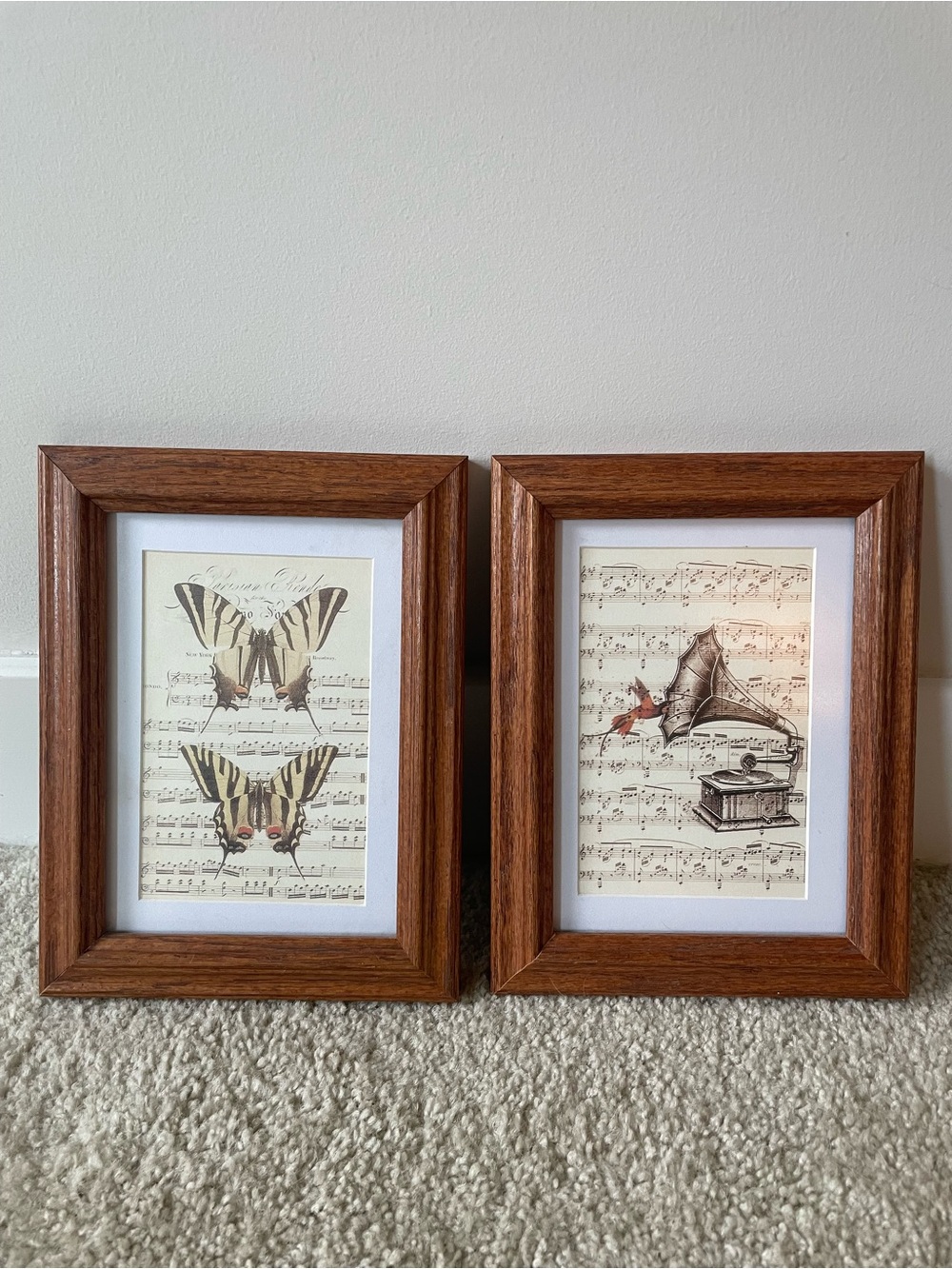 Set of 2 Musical Prints in Wood Frames (Butterfly & Gramophone) 6x8